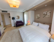 Demi Hotel 4*